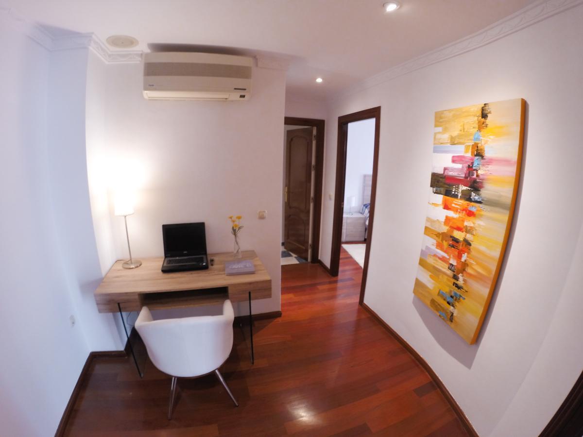 Apt Gibralhorce Suite By Malaga Picasso Rentals Selection Eksteriør billede
